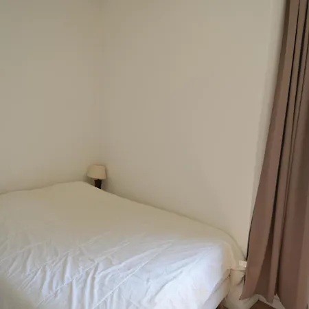Cosy Next To Sea And Tramway In *
