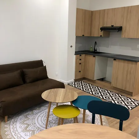 Отель Cosy Next To Sea And Tramway In